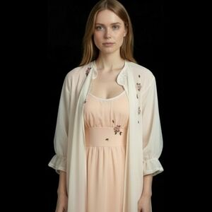 VTG‎ Nylon Slip Dress Sz XS Gown Robe Pink Flowers Set Puff Sleeve Cottage Core